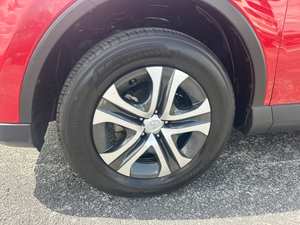 2017 Toyota RAV4 - $16,998
