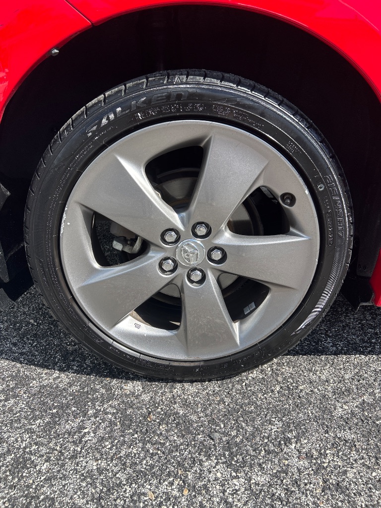 2015 Toyota Prius - $12,998