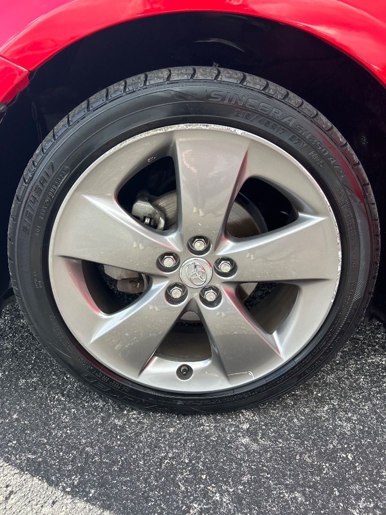 2015 Toyota Prius - $12,998