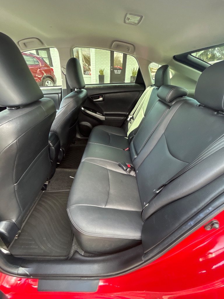 2015 Toyota Prius - $12,998