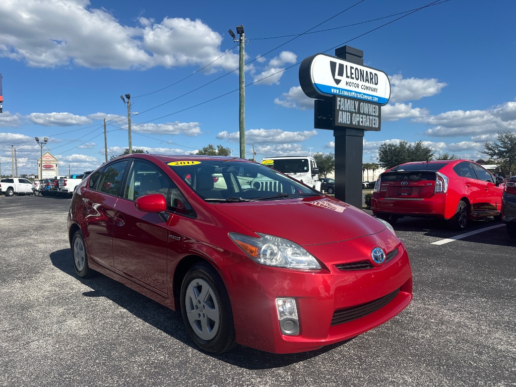 2011 Toyota Prius - $8,998