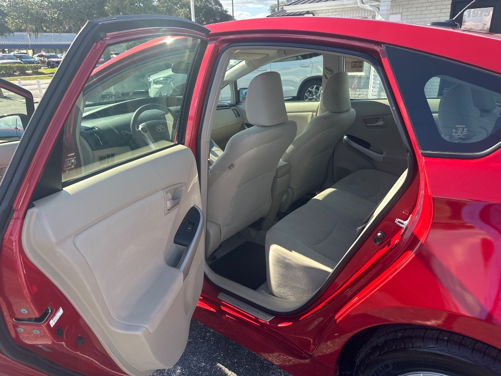 2011 Toyota Prius - $8,998