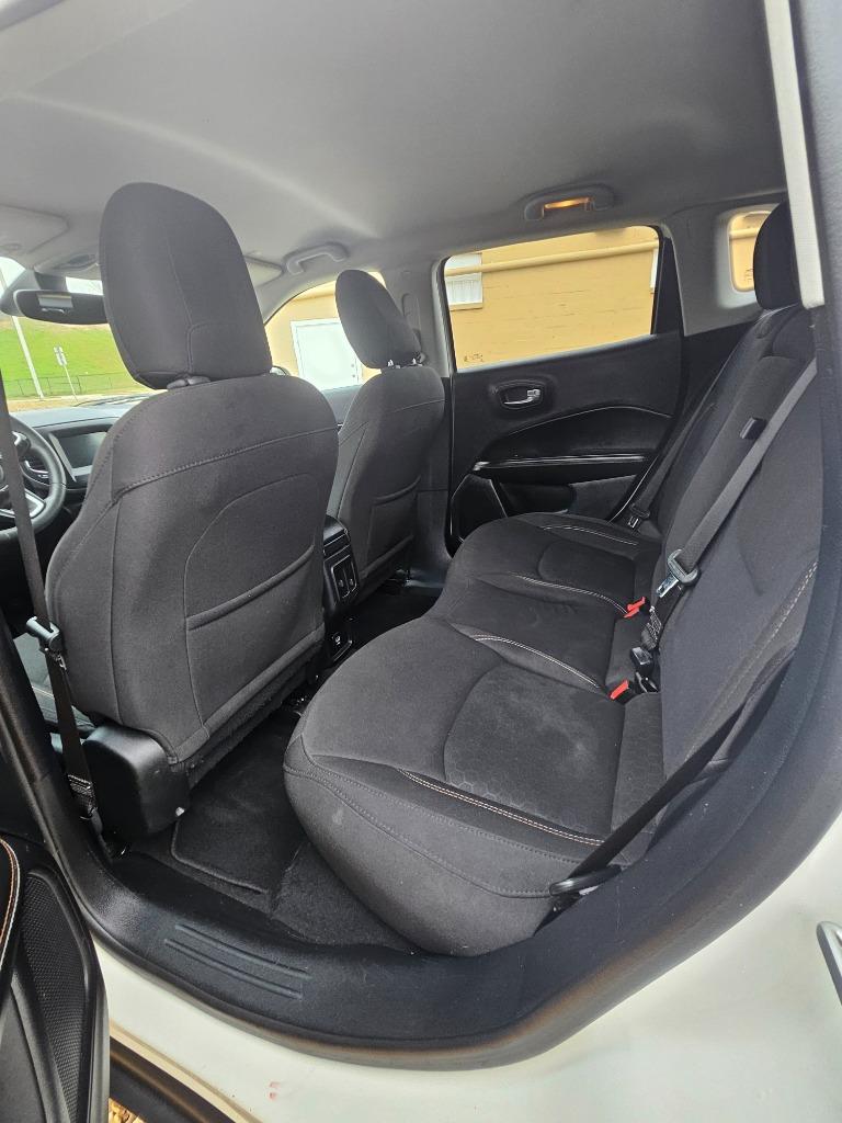 2020 Jeep Compass - $15,599