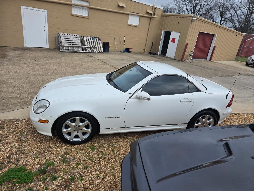 2002 Mercedes-Benz SLK-Class SLK230 photo
