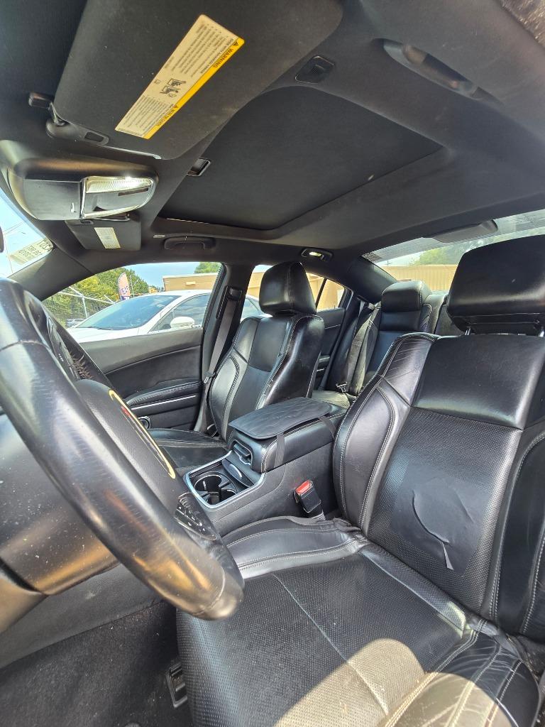 2019 Dodge Charger - $12,500