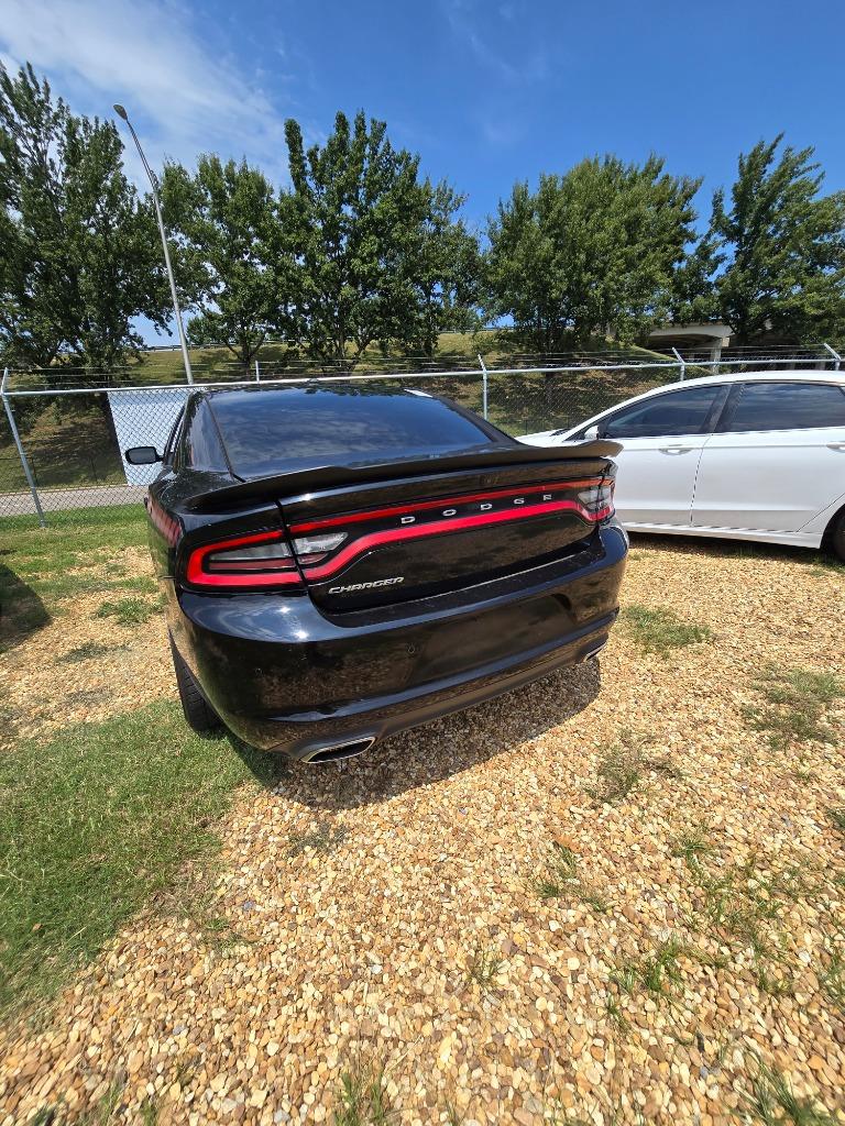 2019 Dodge Charger - $12,500