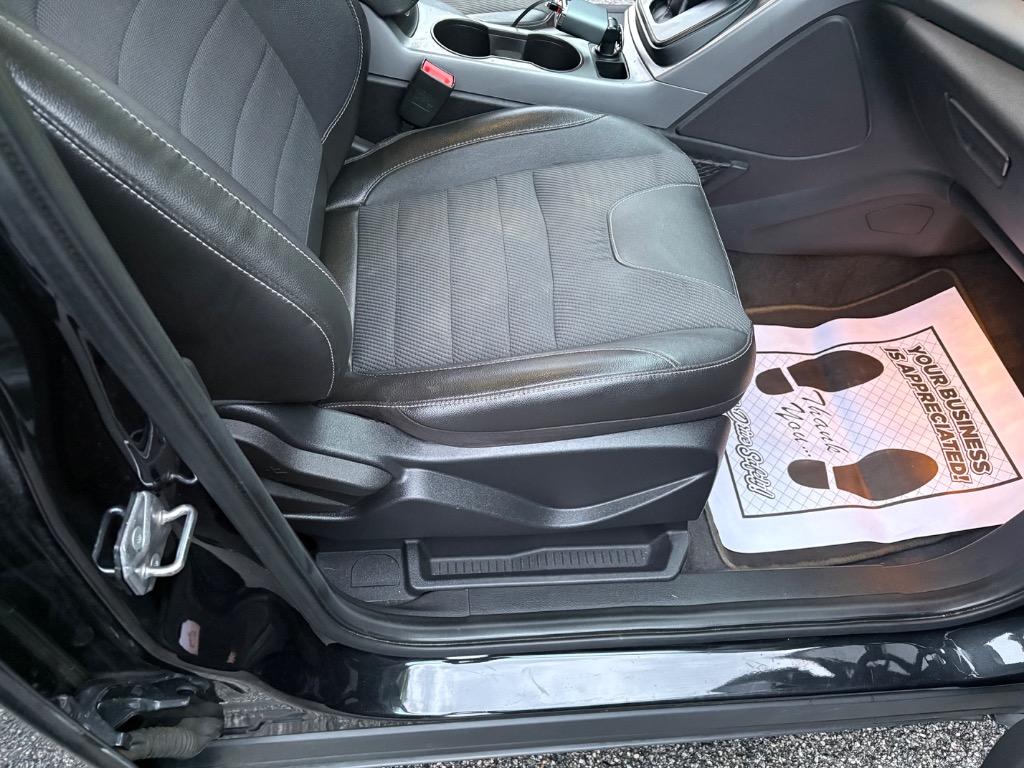 2014 Ford Escape - $10,500