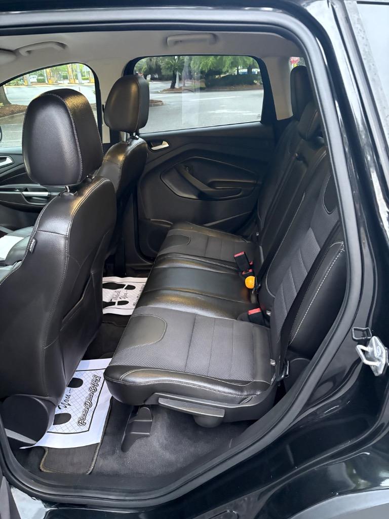 2014 Ford Escape - $10,500