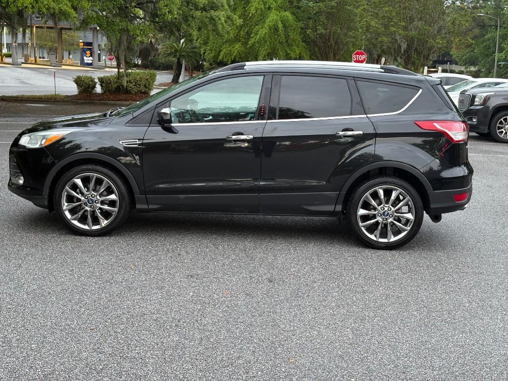 2014 Ford Escape - $10,500