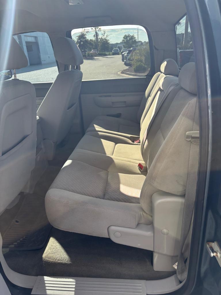 2012 Chevrolet Silverado - $17,500