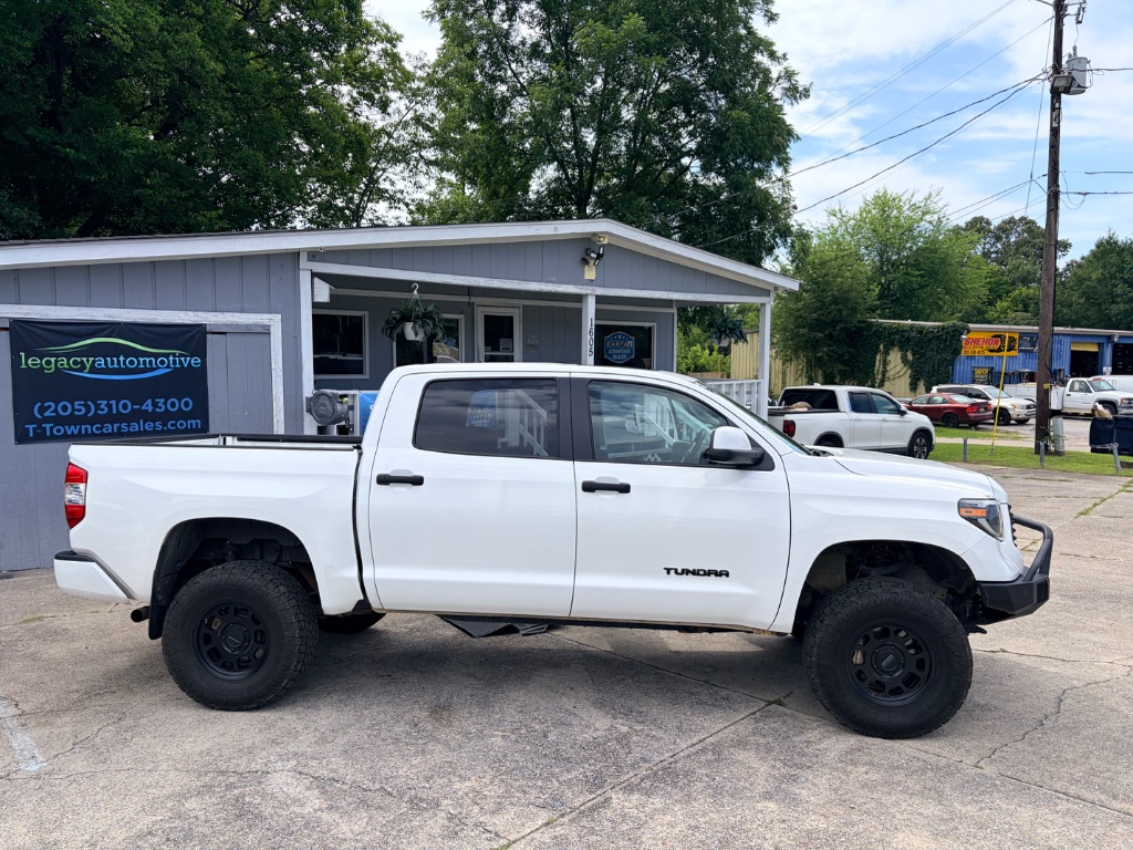 2021 Toyota Tundra - $37,900