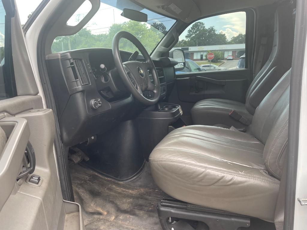 2017 Chevrolet Express - $8,900