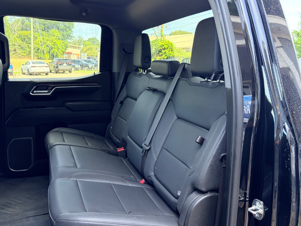 2023 Chevrolet Silverado - $44,900