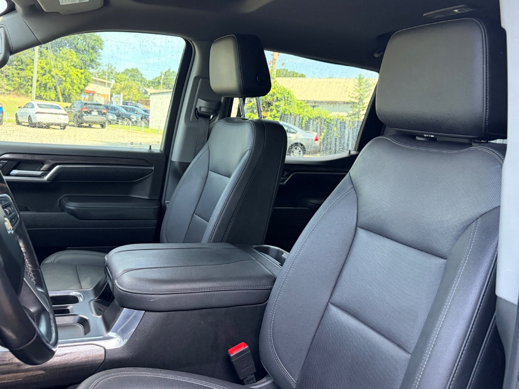 2023 Chevrolet Silverado - $44,900
