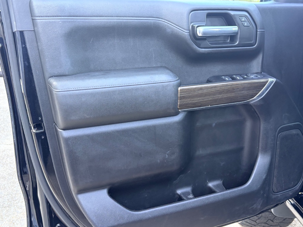 2022 Chevrolet Silverado Ltd - $30,900