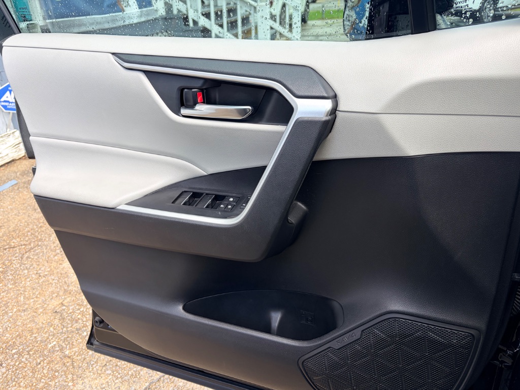 2021 Toyota RAV4 - $27,499