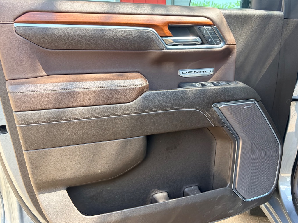 2023 GMC Sierra - $46,599