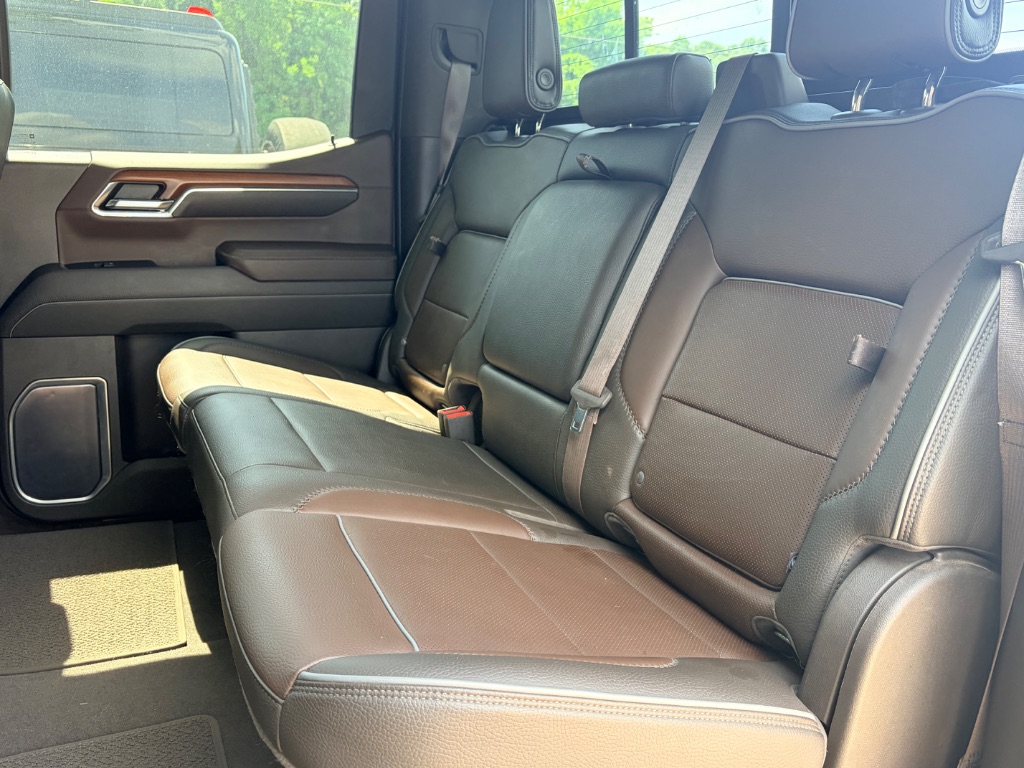 2023 GMC Sierra - $46,599