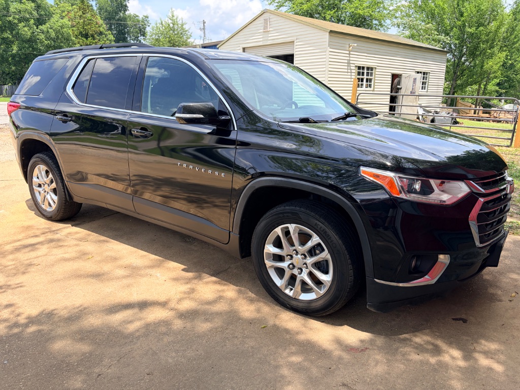 2020 Chevrolet Traverse - $11,900