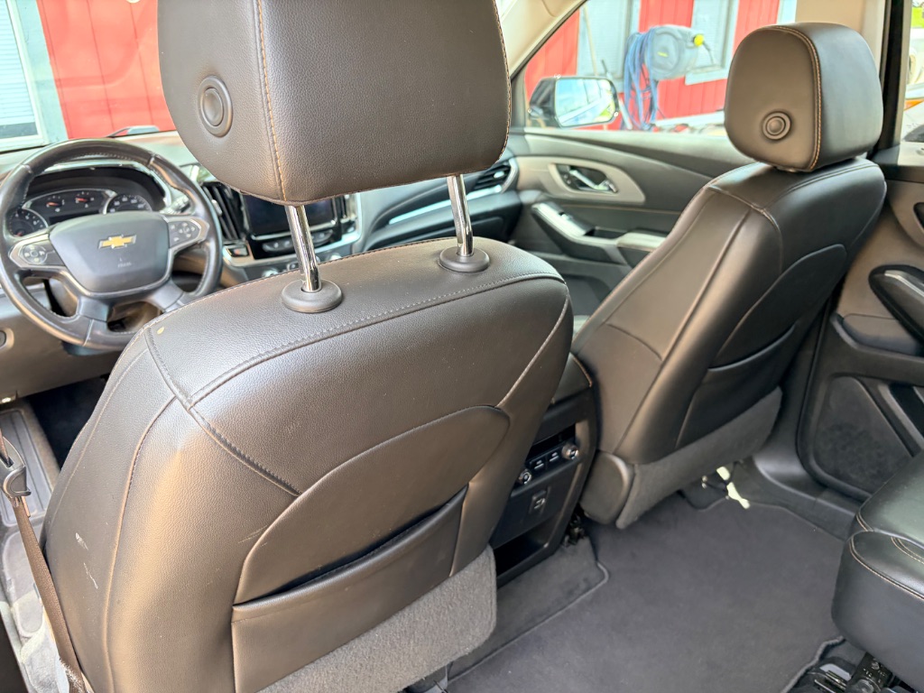2020 Chevrolet Traverse - $11,900