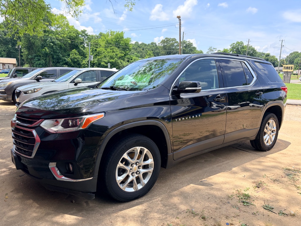 2020 Chevrolet Traverse - $11,900