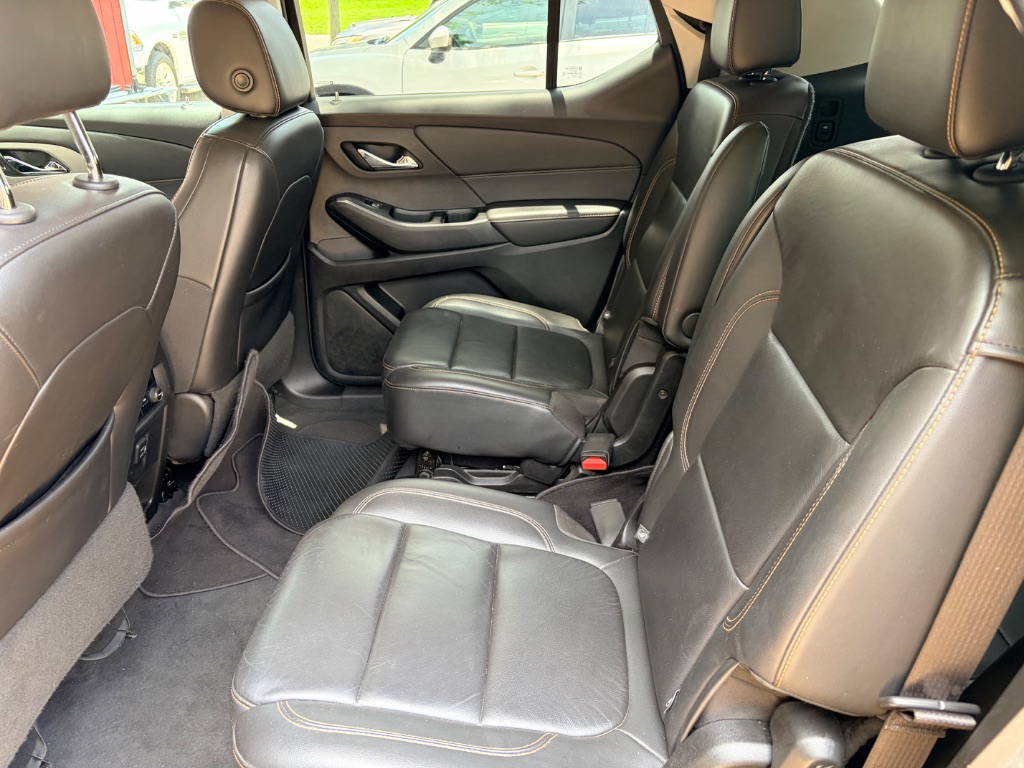 2020 Chevrolet Traverse - $11,900