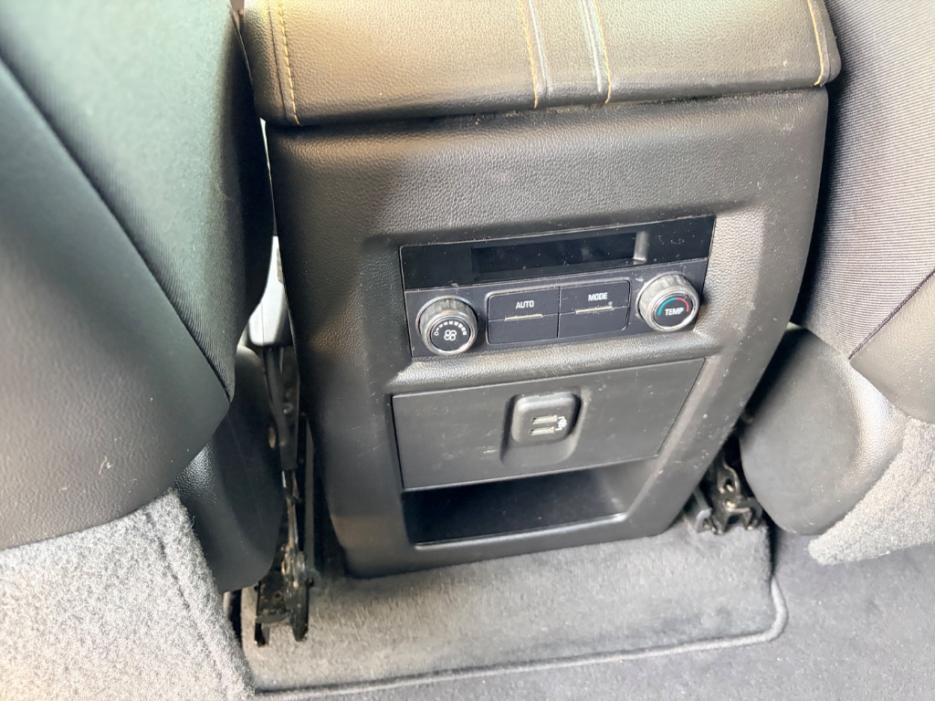 2020 Chevrolet Traverse - $11,900