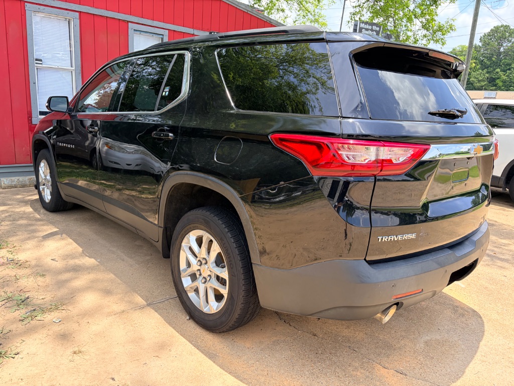 2020 Chevrolet Traverse - $11,900