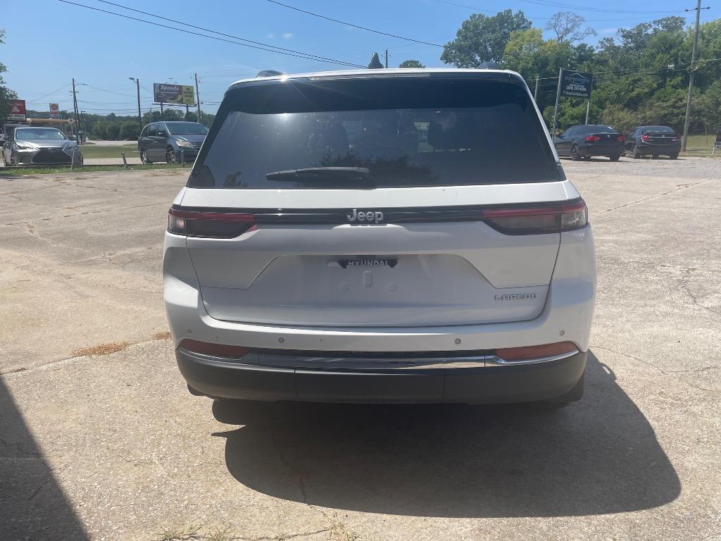 2025 Jeep Cherokee - $31,900