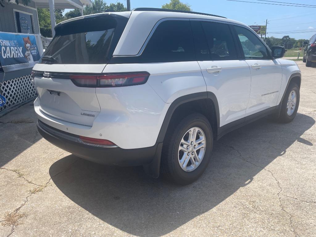 2025 Jeep Cherokee - $31,900