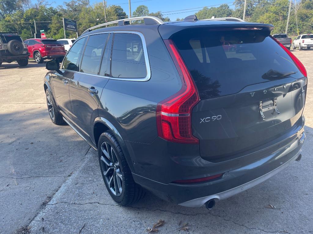 2018 Volvo XC90