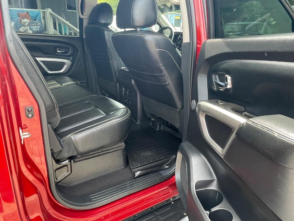 2017 Nissan Titan