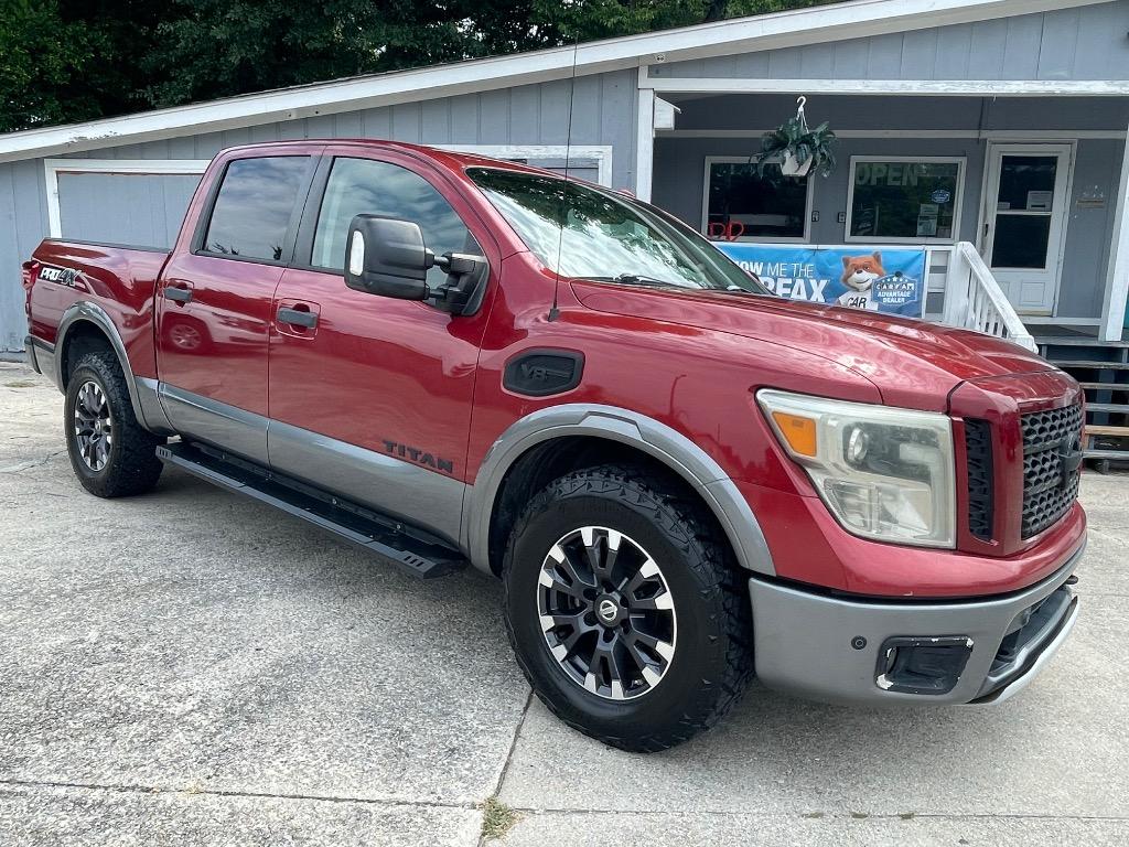 2017 Nissan Titan