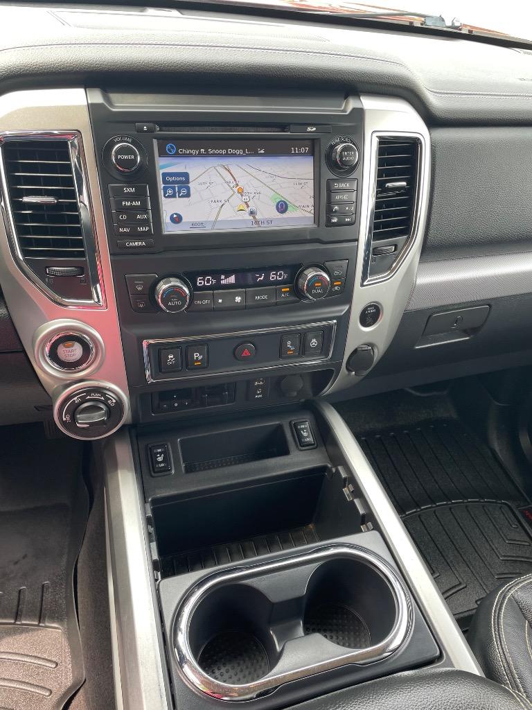 2017 Nissan Titan