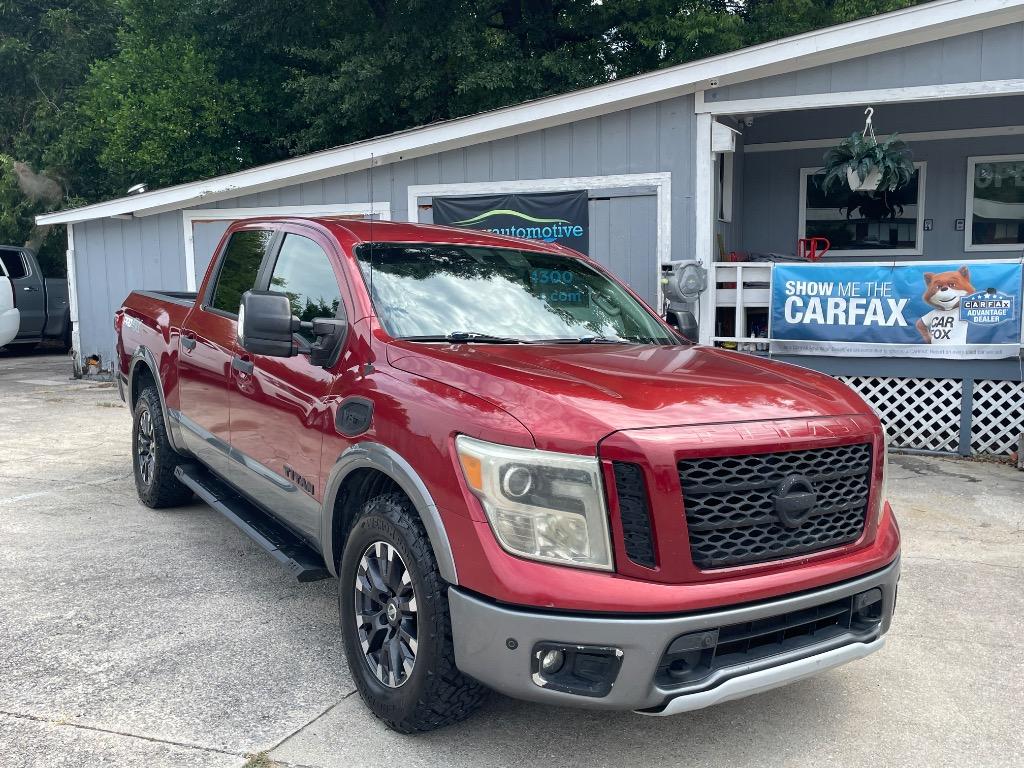 2017 Nissan Titan