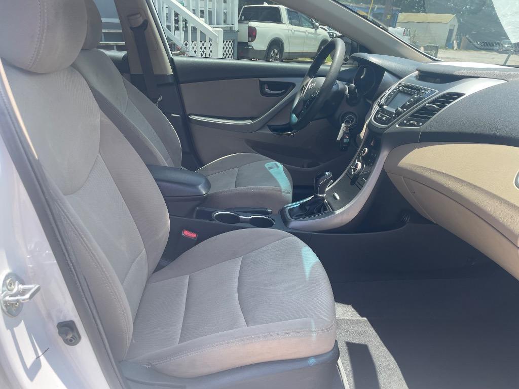 2015 Hyundai Elantra - $7,900