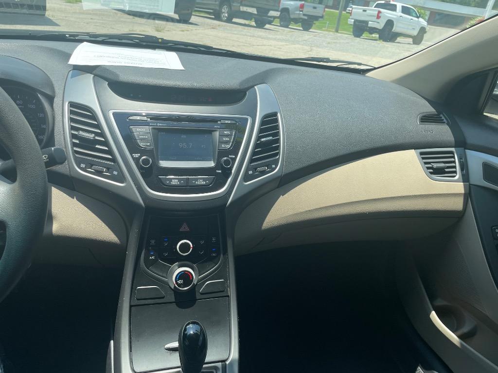 2015 Hyundai Elantra - $7,900