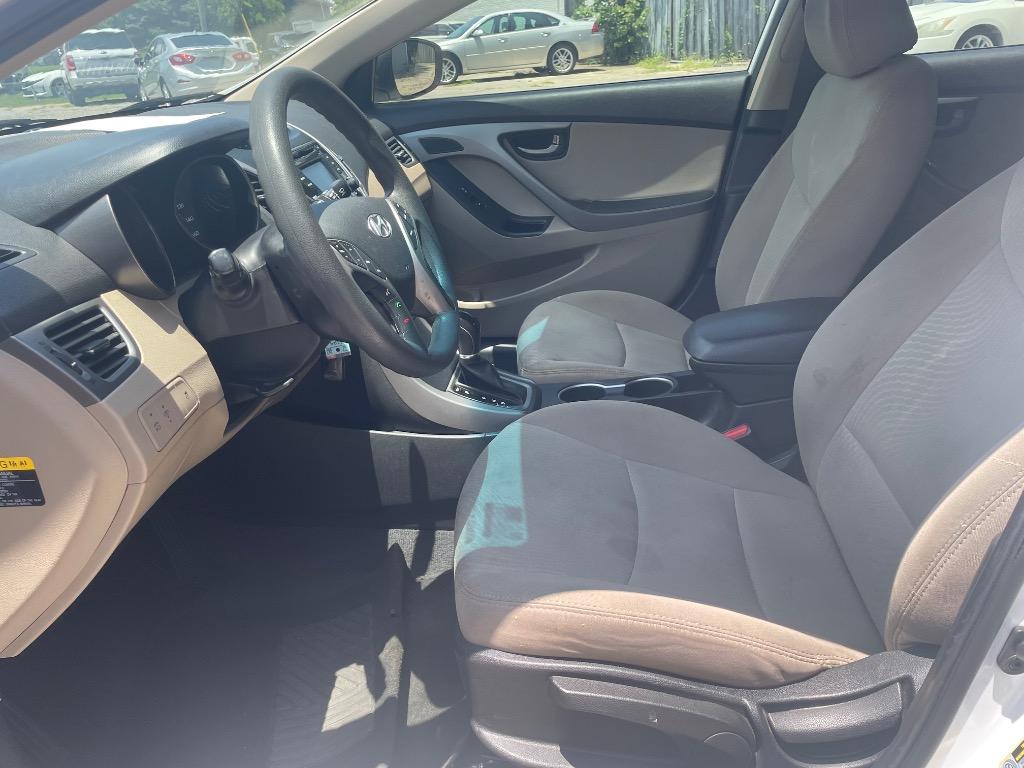 2015 Hyundai Elantra - $7,900