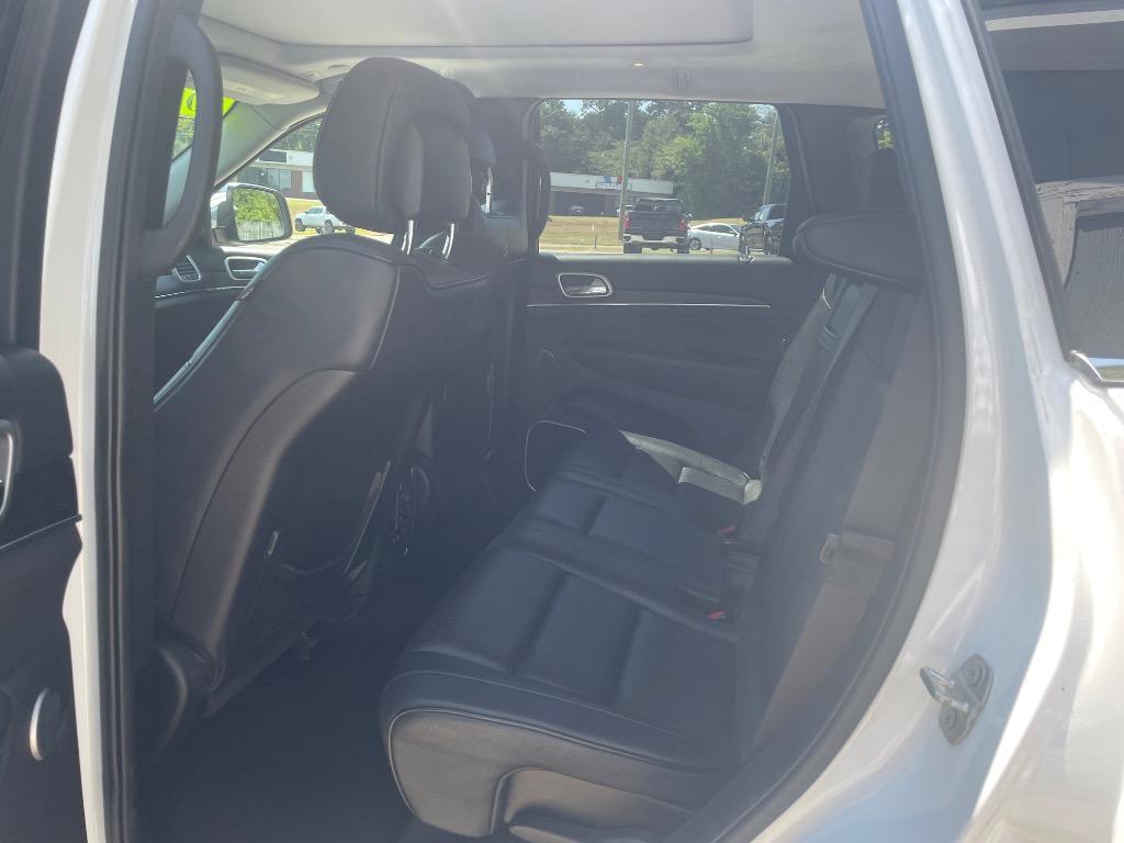 2017 Jeep Cherokee - $19,900