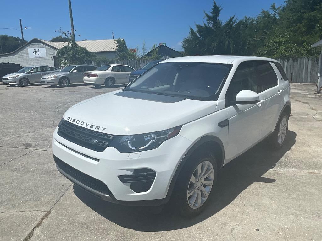 2019 Land Rover Discovery - $7,900