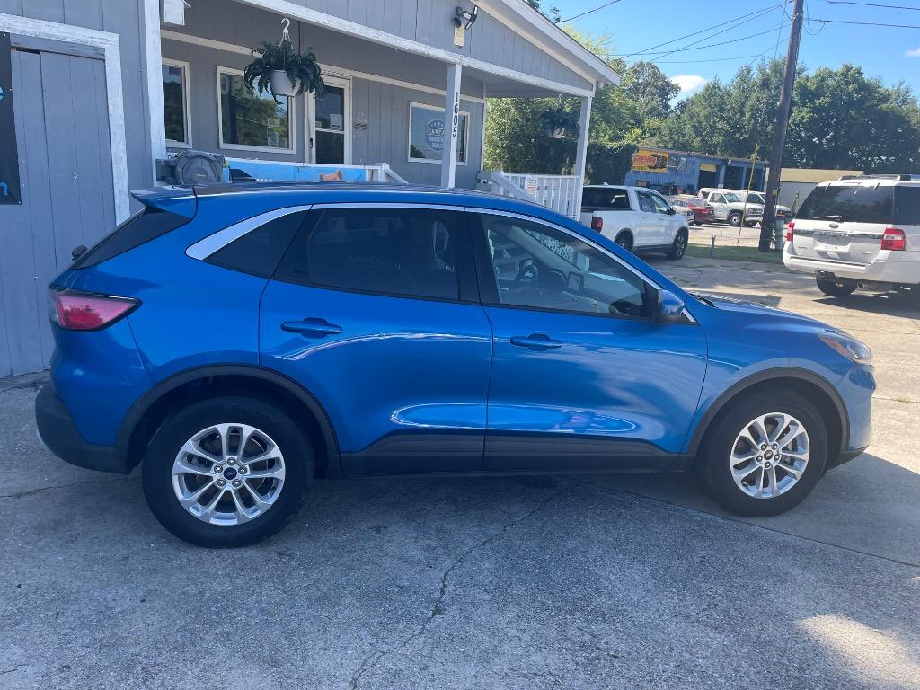 2020 Ford Escape - $14,299