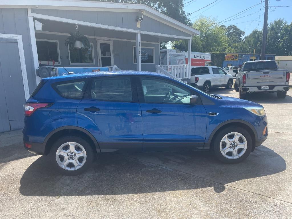 2017 Ford Escape - $7,299