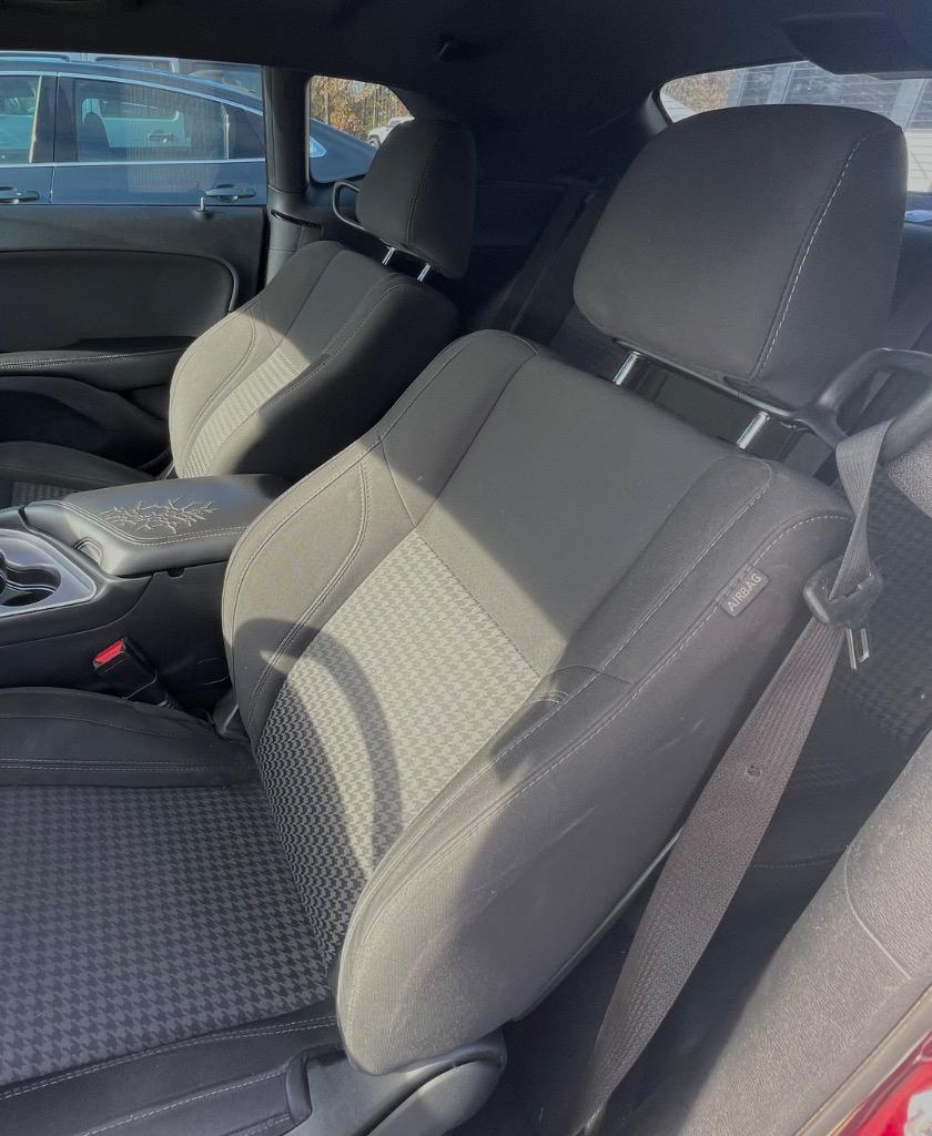 2019 Dodge Challenger SXT photo