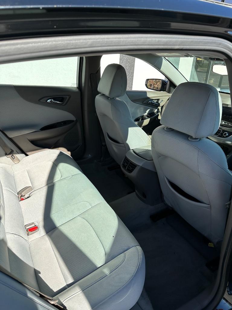 2020 Chevrolet Malibu - $14,995
