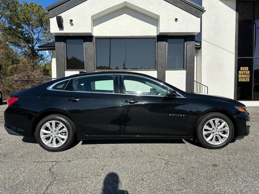 2020 Chevrolet Malibu - $14,995