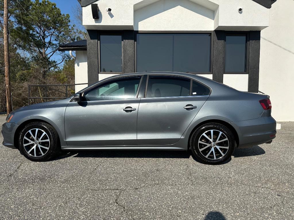 2017 Volkswagen Jetta SE photo