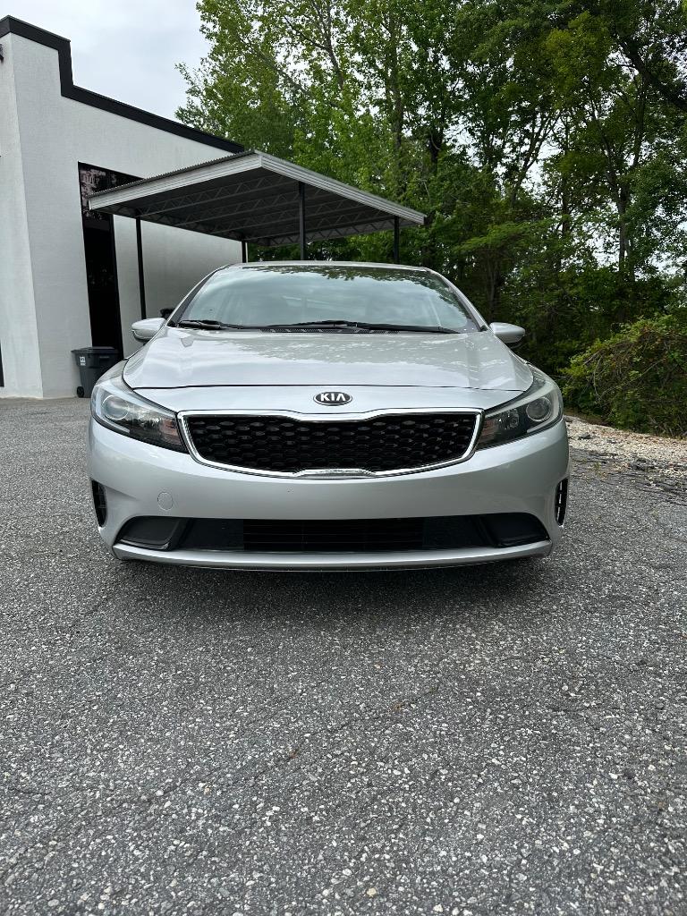 2017 Kia Forte - $13,995