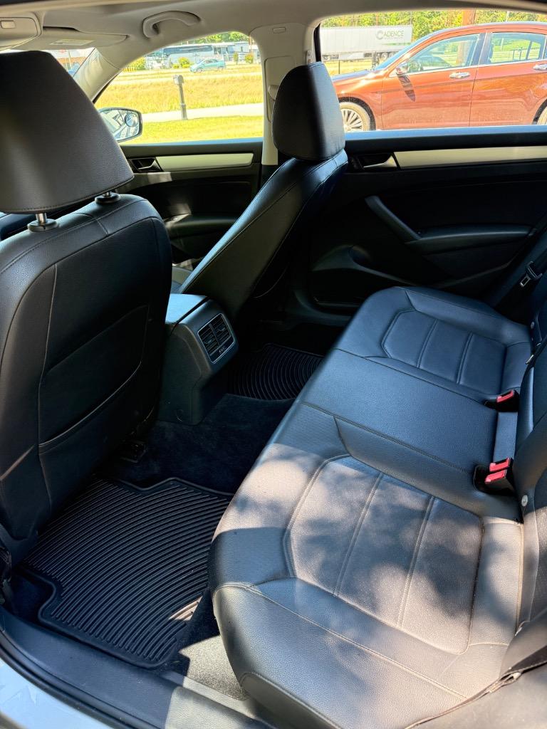 2013 Volkswagen Passat - $9,700