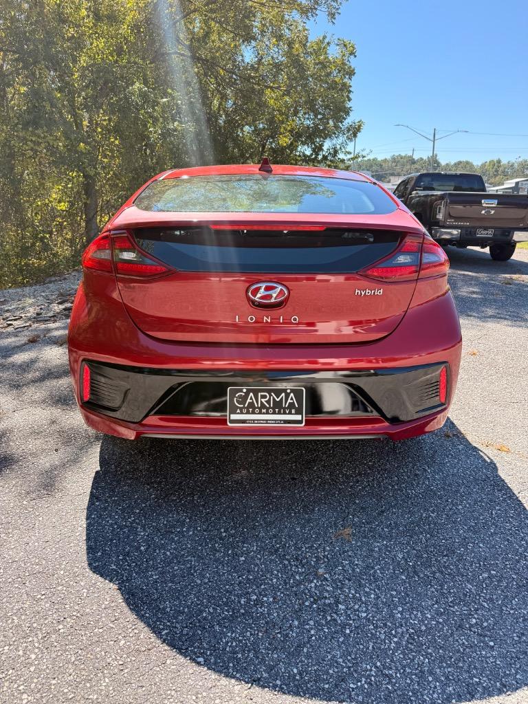 2019 Hyundai Ioniq - $10,800