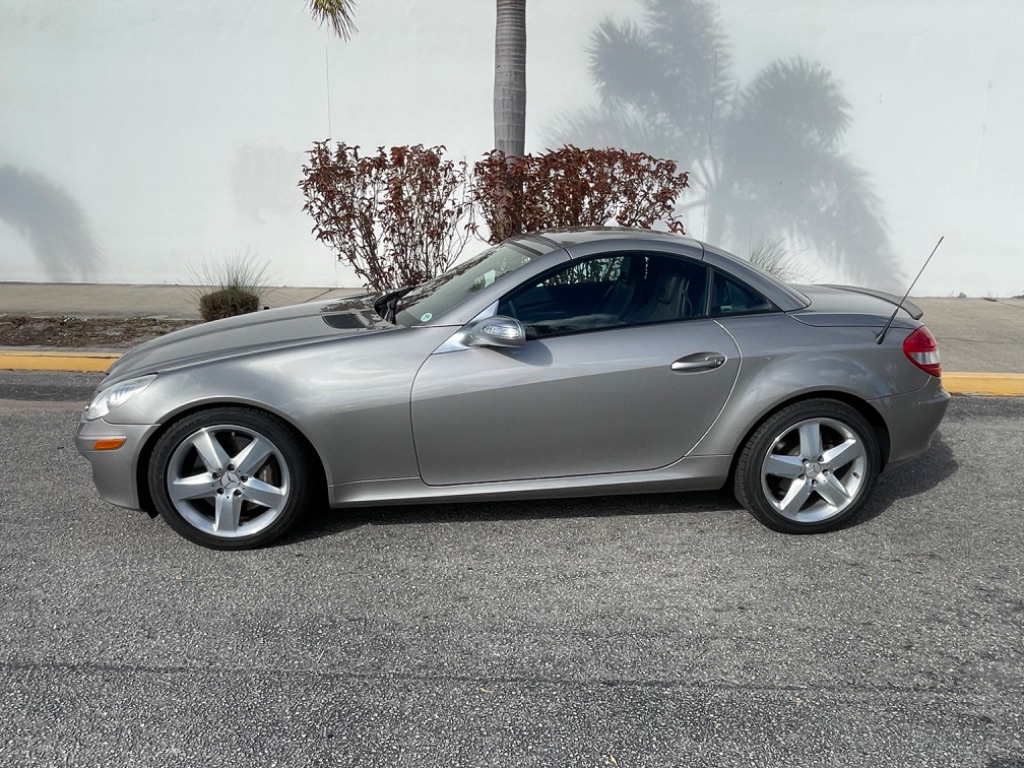 2005 Mercedes-Benz SLK-Class SLK350 photo